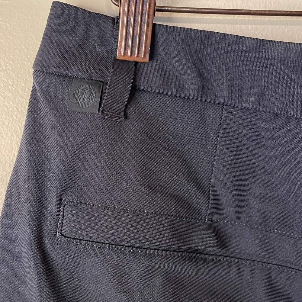 LULULEMON Athletica Men's Pants - Picture 8 of 12